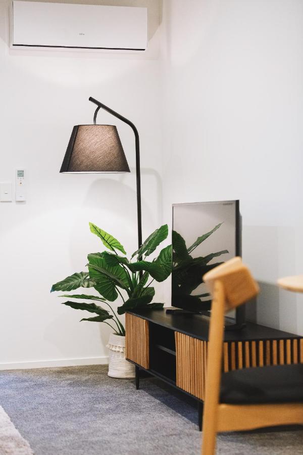 1 Bed Central City Deluxe W/Carpark Christchurch Exteriör bild